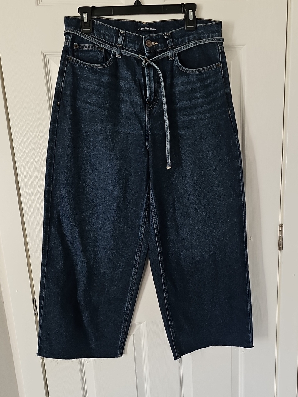 Calvin Klein Jeans Relaxed Wide-Leg Dark Indigo Cropped Jeans
